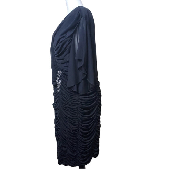 Plus Size Fitted Runched Black Dress with Sparkling Embellishments Size 3XL - Picture 2 of 12